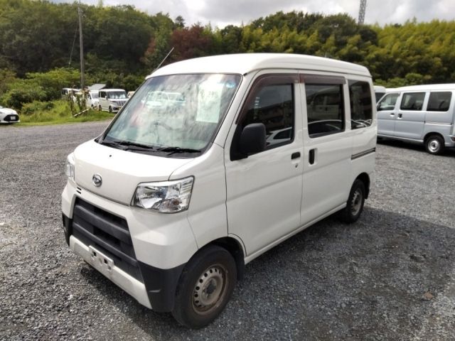 5798 Daihatsu Hijet van S321V 2018 г. (LUM Kobe Nyusatsu)